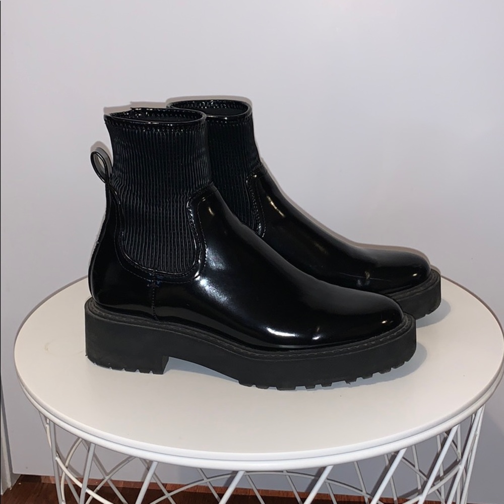 Zara patent platform boots